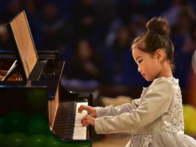 兴安请钢琴家教哪家好？